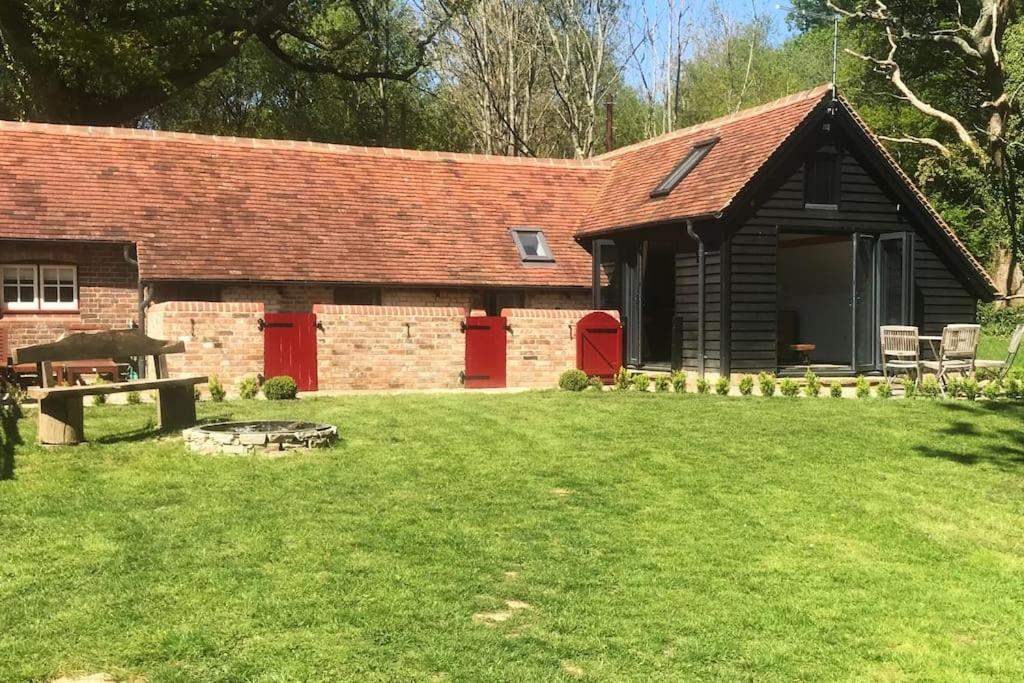 Villa The Piggery Cowfold Exterior foto